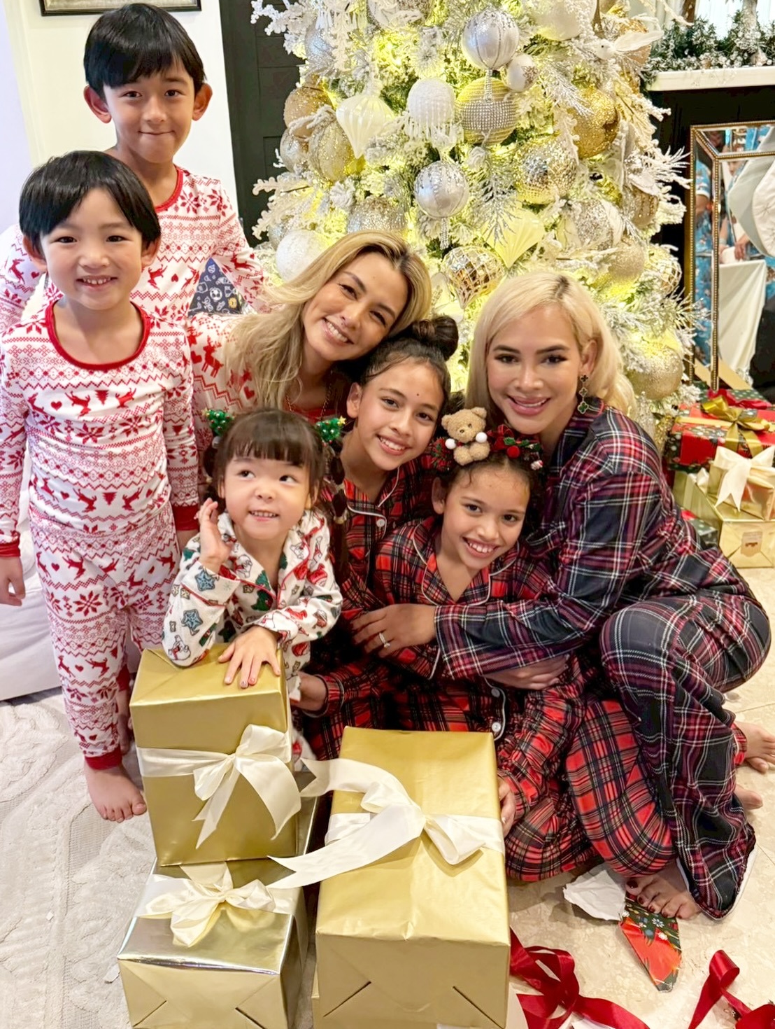 ข้าวโพด สมิทธินันท์