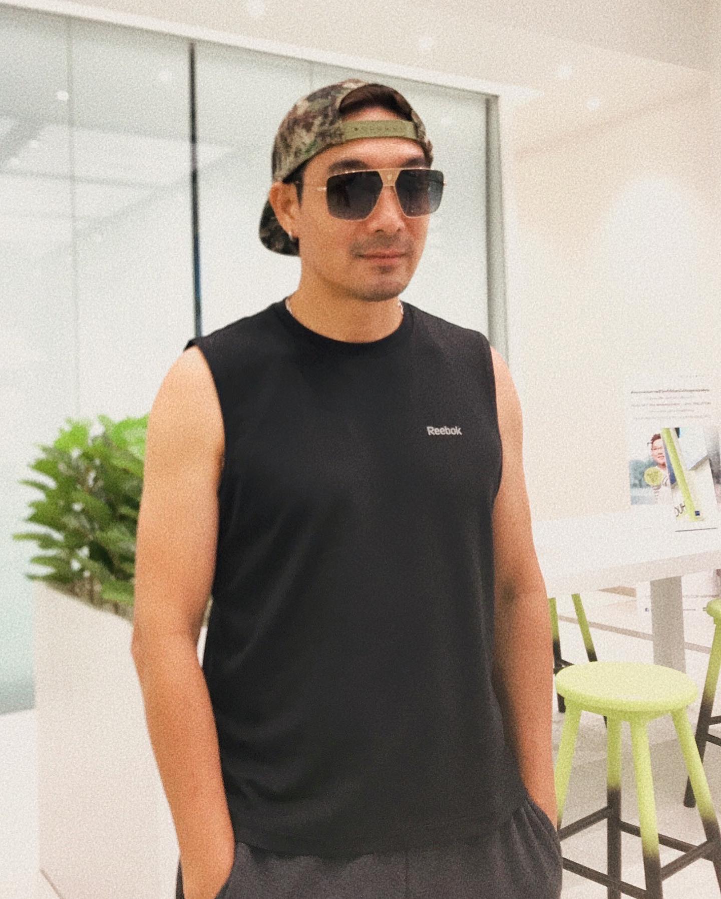 โอ๊ต วรวุฒิ