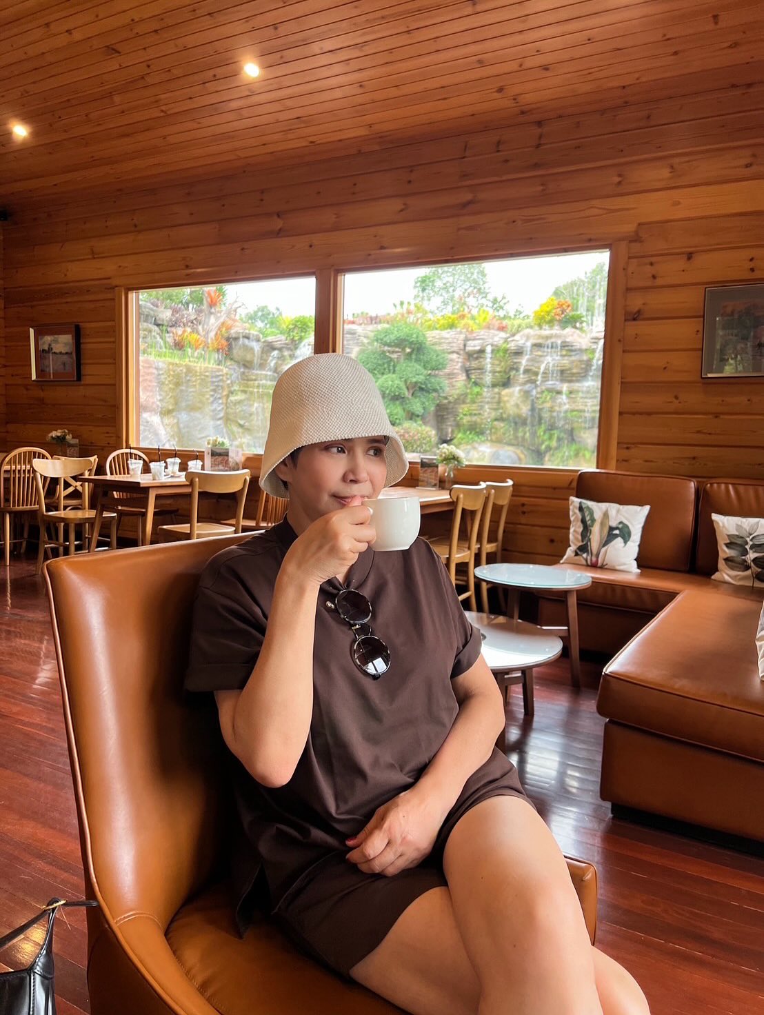 นก จริยา