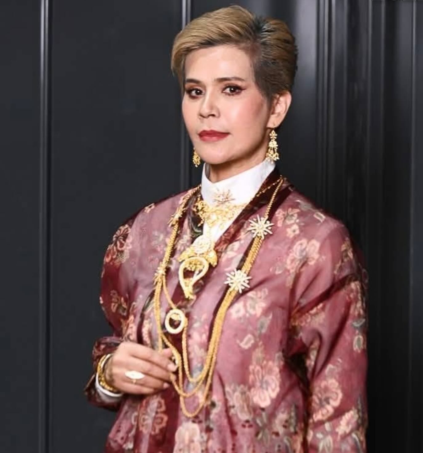 นก จริยา