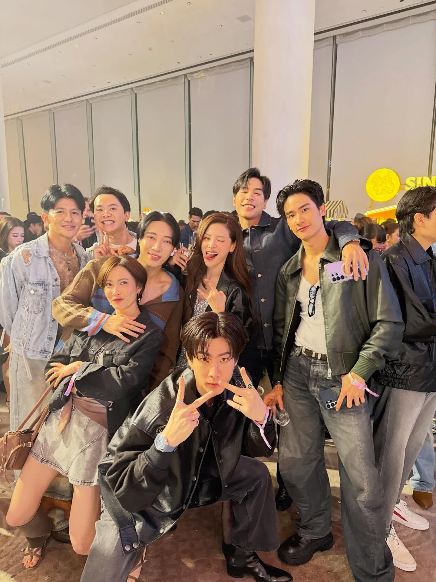 ใบเฟิร์น พิมพ์ชนก