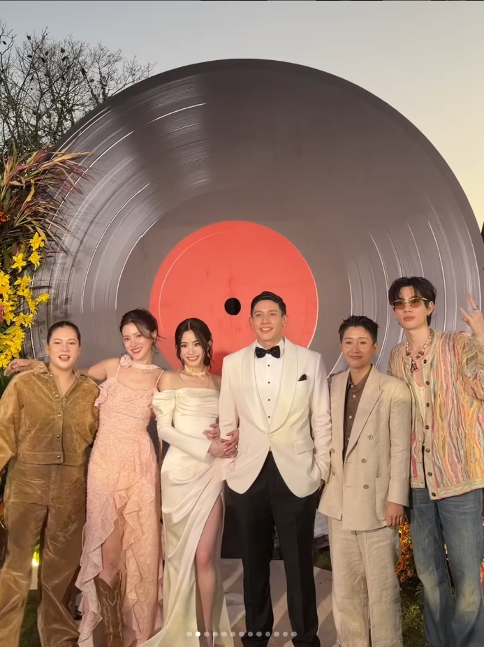 ใบเฟิร์น พิมพ์ชนก