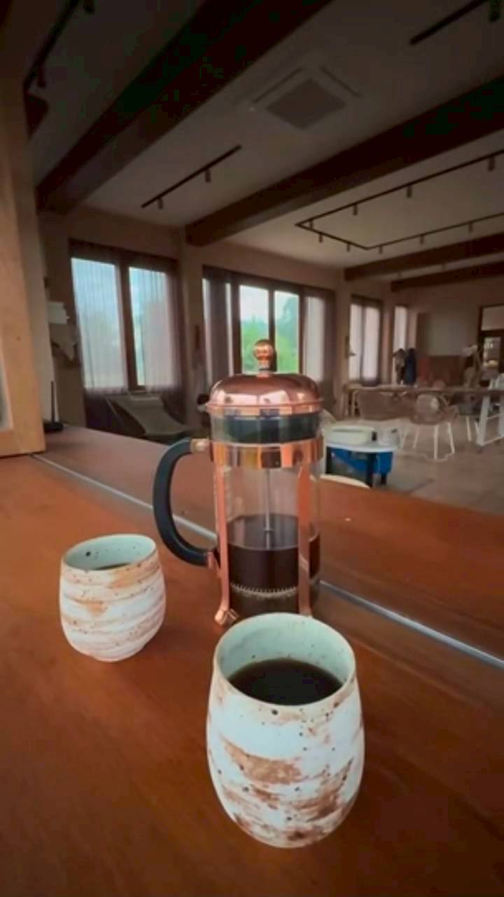 แอน ทองประสม