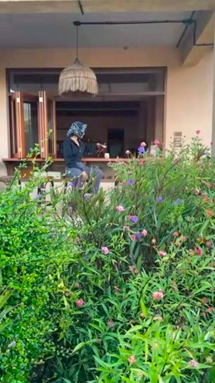 แอน ทองประสม