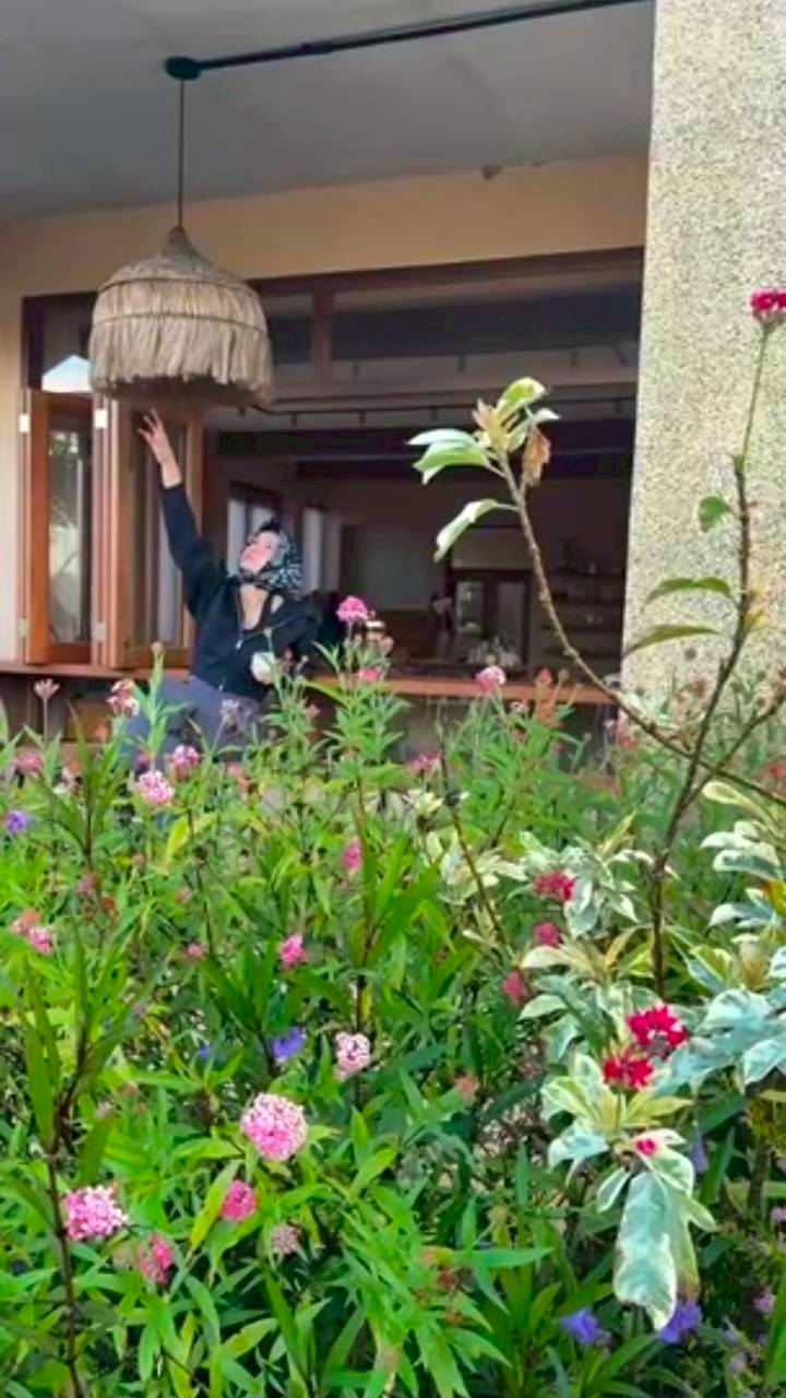 แอน ทองประสม