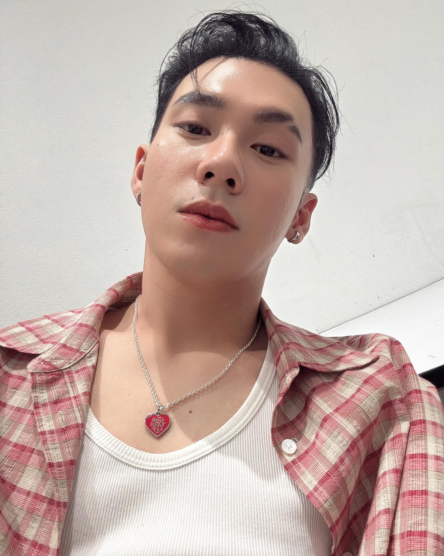 ตั้ม วราวุธ