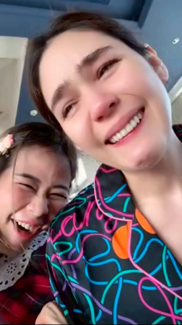 ชมพู่ อารยา