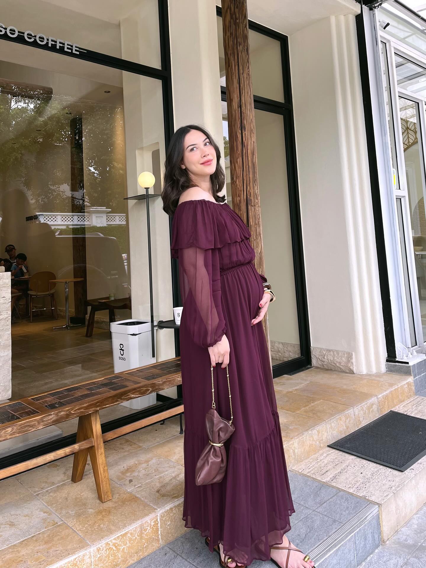 แมท ภีรนีย์