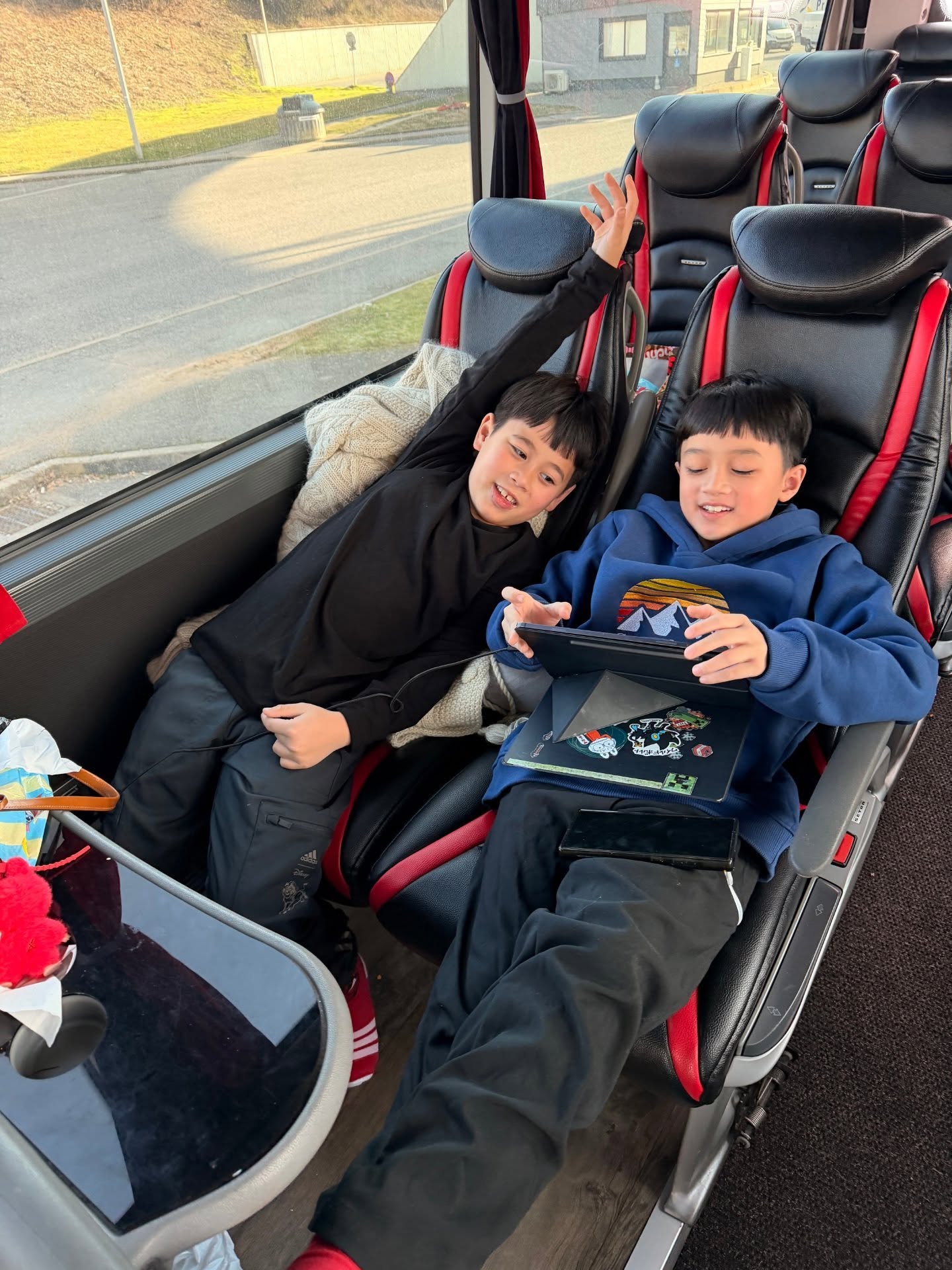 แม่ชม น้องเกล