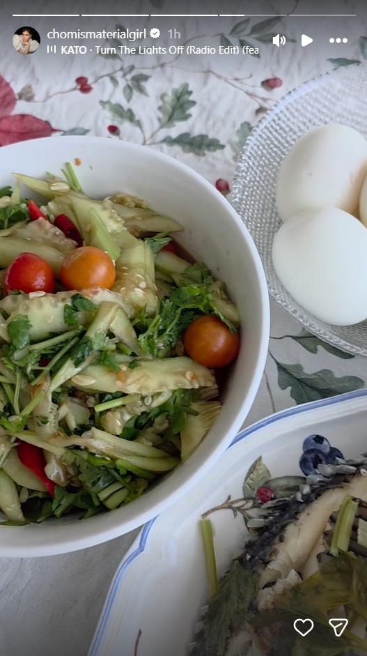 แม่ชม น้องเกล