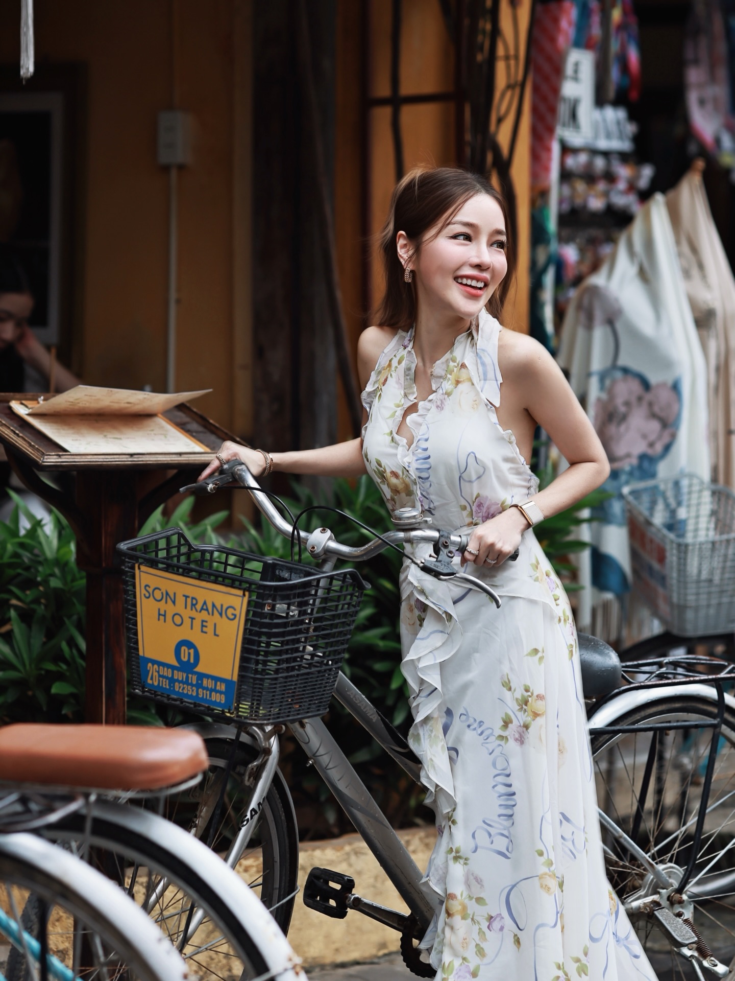 แอร์ ภัณฑิลา