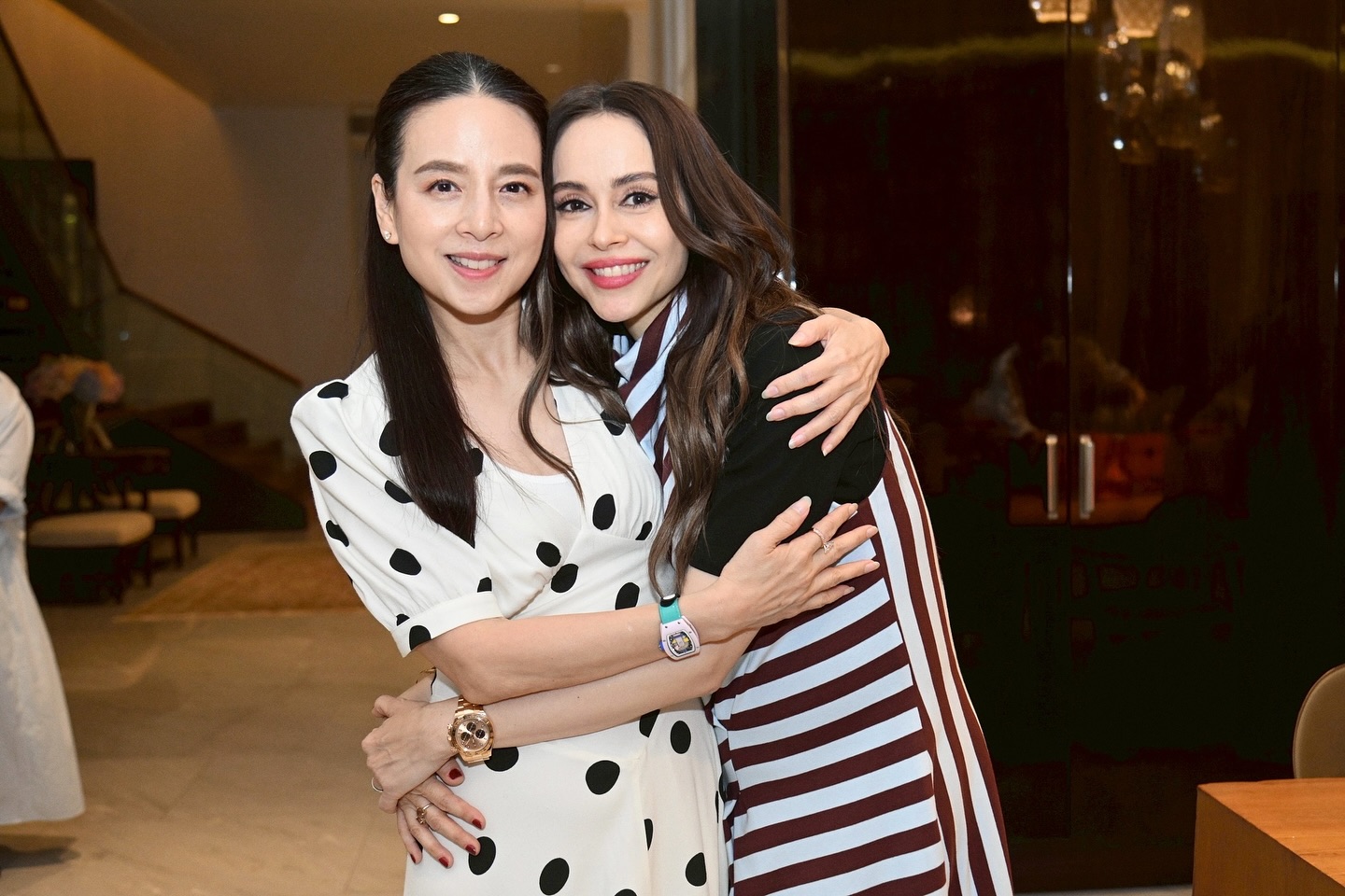 แอฟ ทักษอร