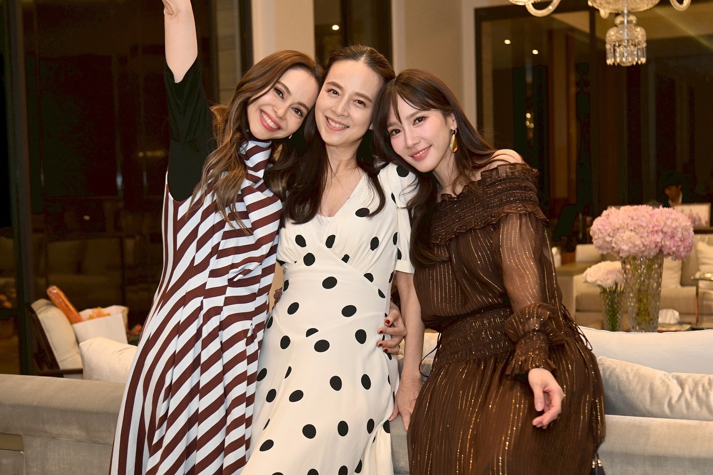 แอฟ ทักษอร