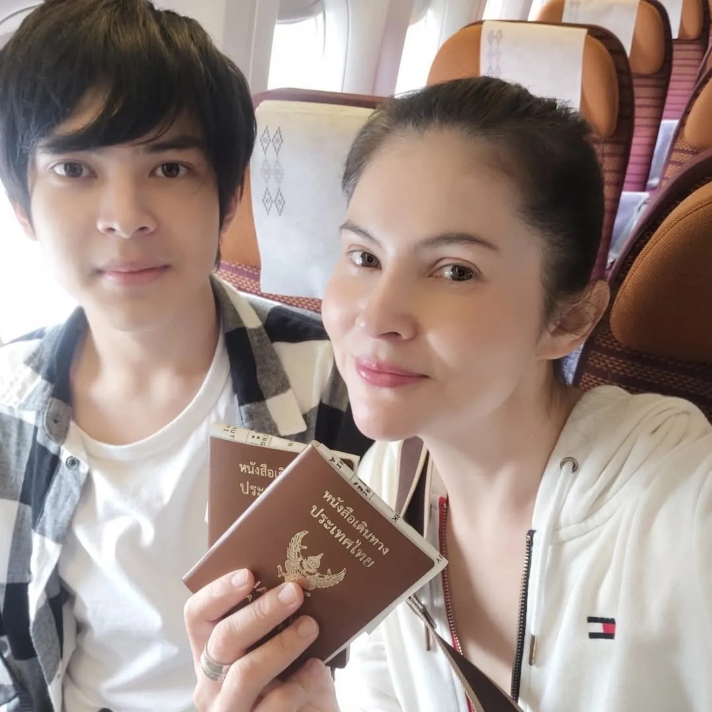 แอนนี่ บรู๊ค - น้องฑีฆายุ