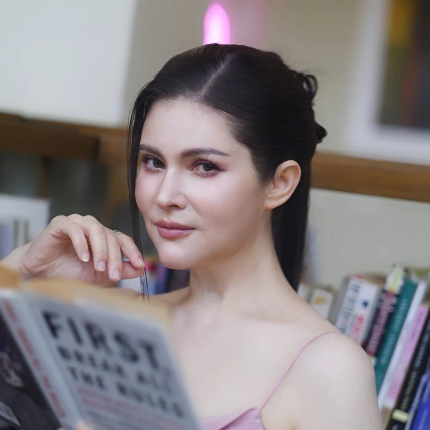 แอนนี่ บรู๊ค - น้องฑีฆายุ