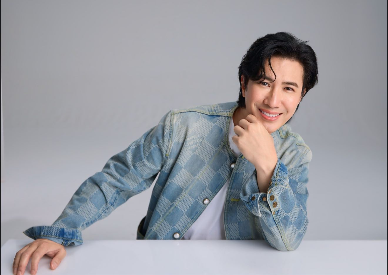 หนุ่ม กรรชัย