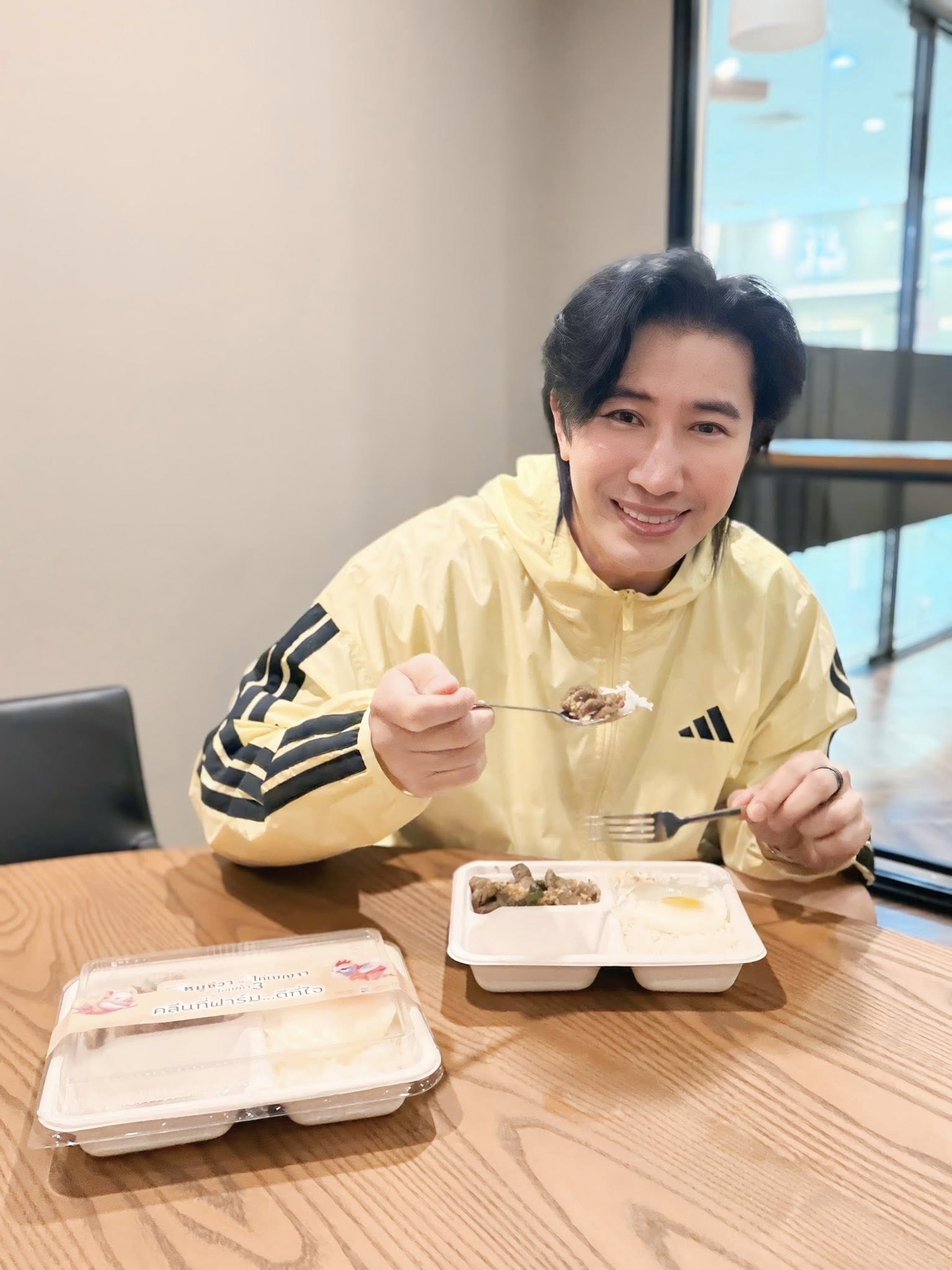 หนุ่ม กรรชัย