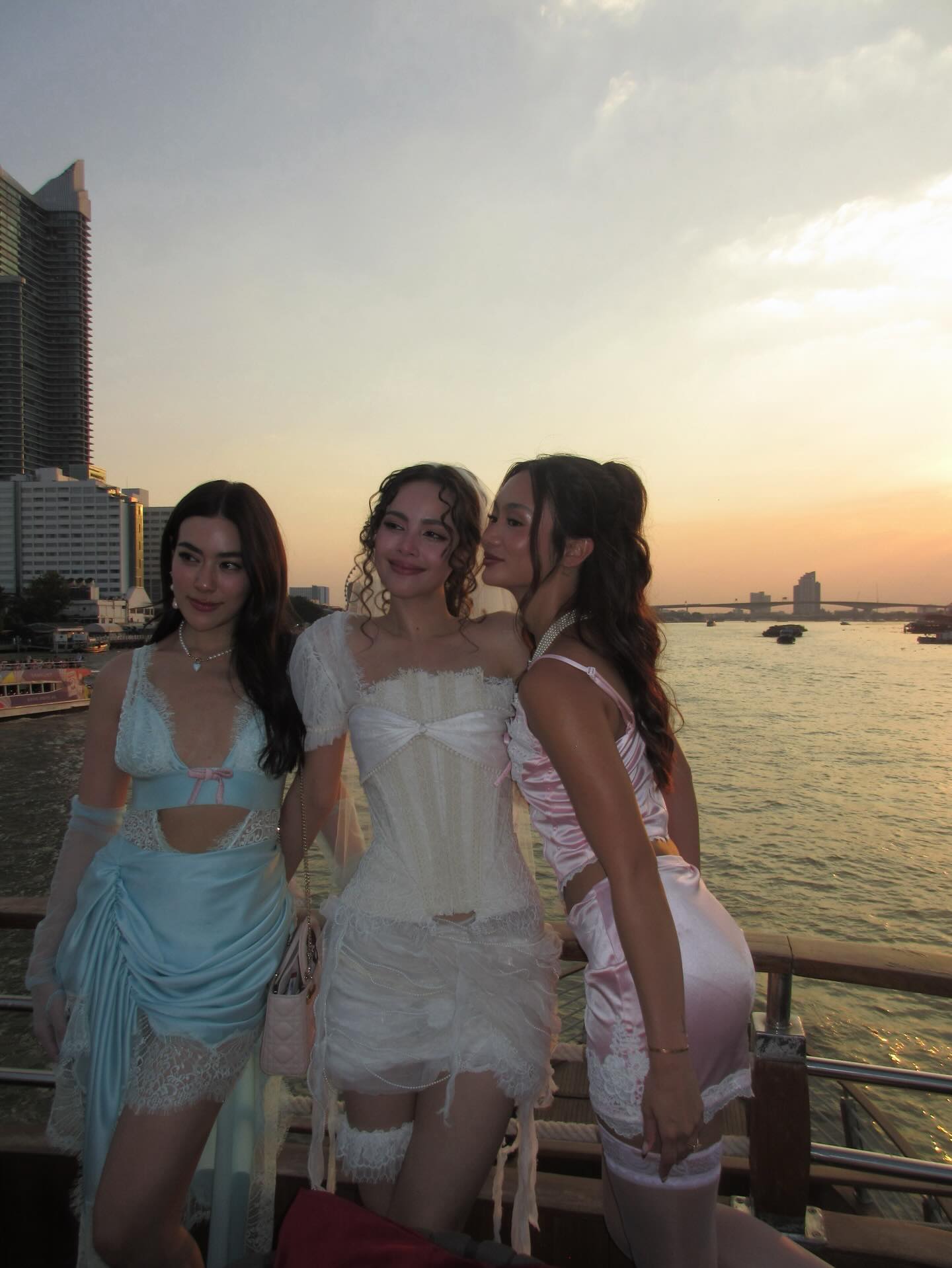 ญาญ่า อุรัสยา