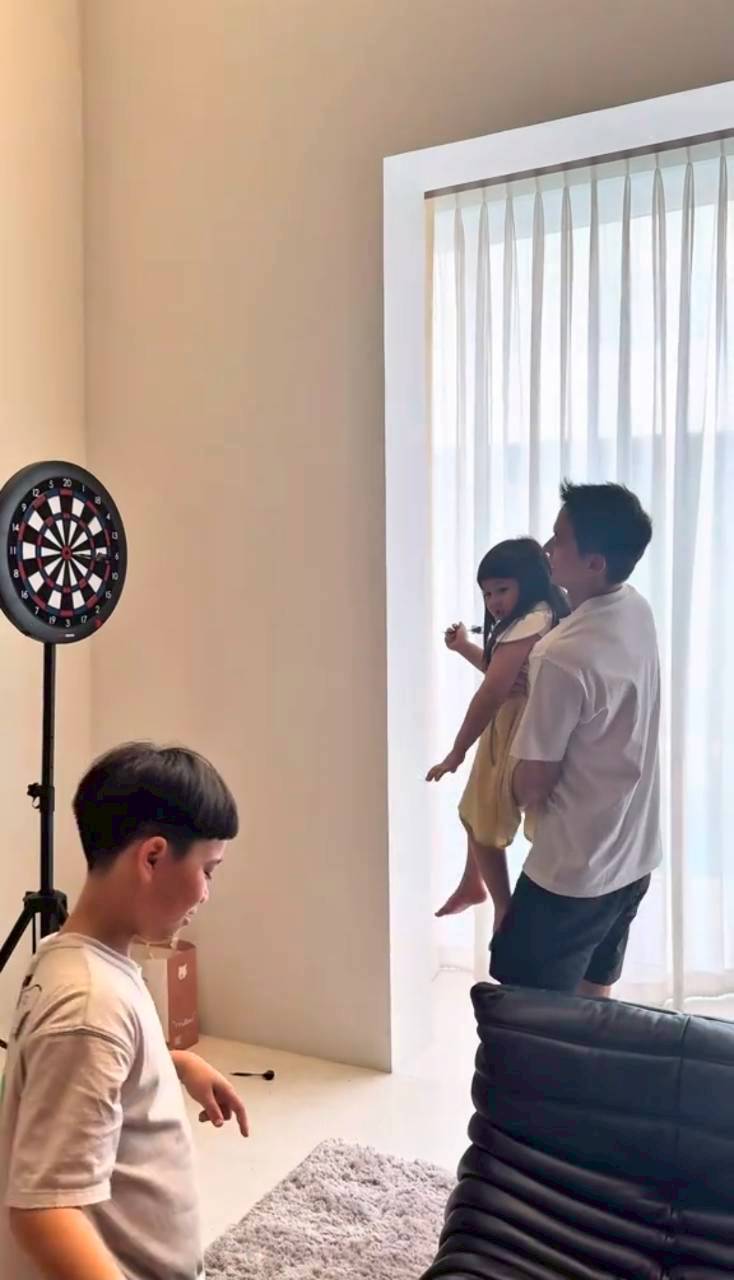 น้องเกล - น้องพบรัก