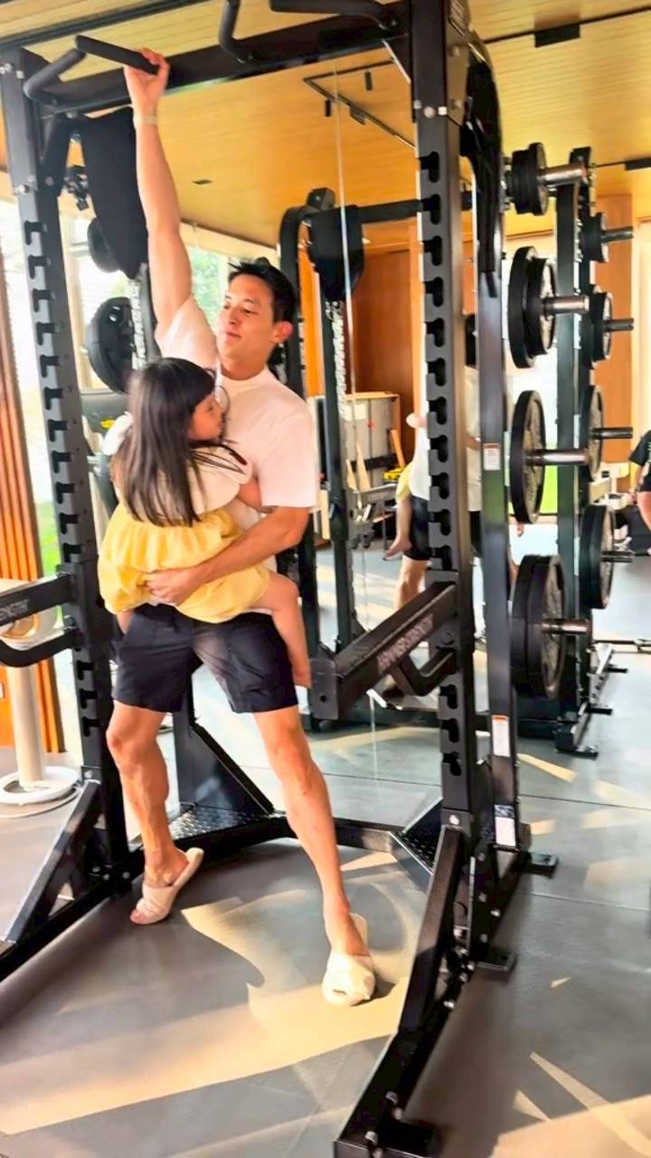 น้องเกล - น้องพบรัก