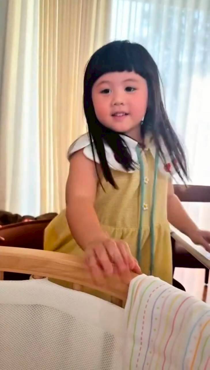 น้องเกล - น้องพบรัก