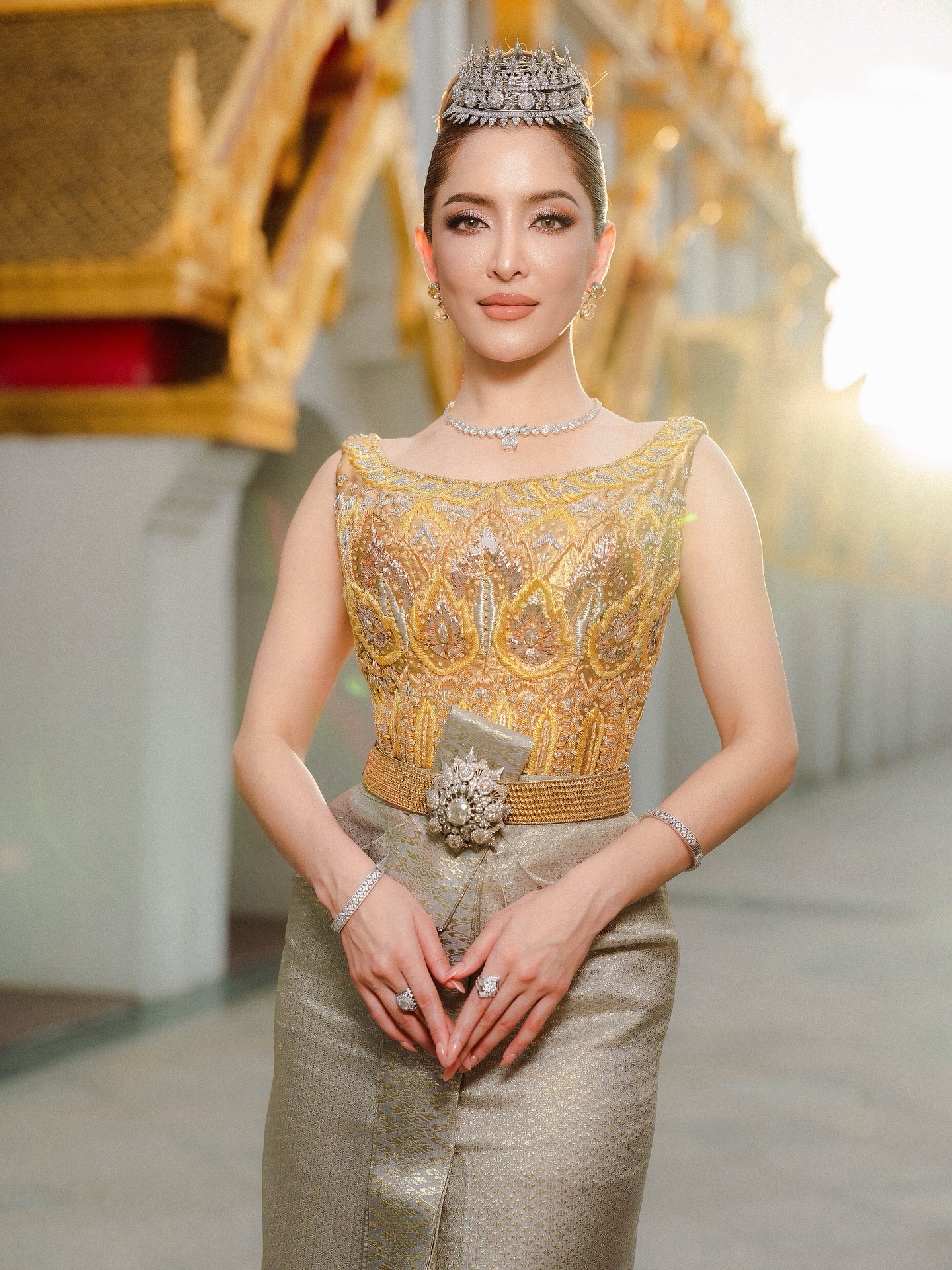 พิ้งกี้ สาวิกา