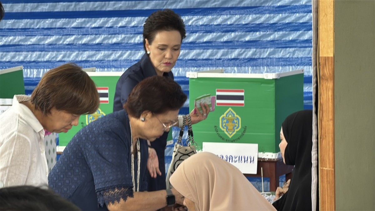 นนทบุรี ศุภจี สุธรรมพันธุ์ พาครอบครัวเข้าคูหา ใช้สิทธิ์เลือกตั้ง 69 ย้ำทุกเสียงมีความหมาย พร้อมเชิญชวนประชาชนออกมาใช้สิทธิ์