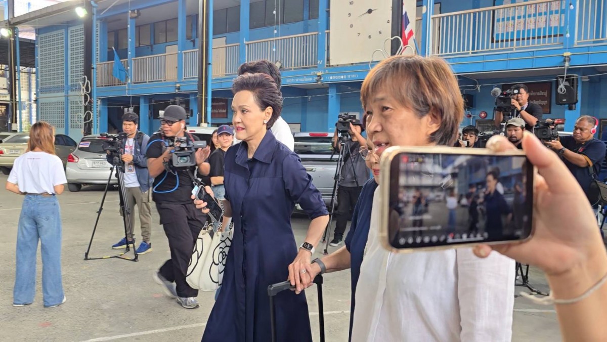 นนทบุรี ศุภจี สุธรรมพันธุ์ พาครอบครัวเข้าคูหา ใช้สิทธิ์เลือกตั้ง 69 ย้ำทุกเสียงมีความหมาย พร้อมเชิญชวนประชาชนออกมาใช้สิทธิ์