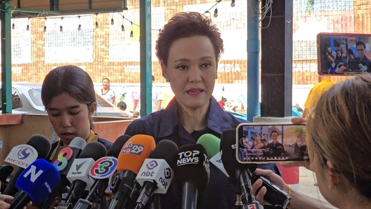 นนทบุรี ศุภจี สุธรรมพันธุ์ พาครอบครัวเข้าคูหา ใช้สิทธิ์เลือกตั้ง 69 ย้ำทุกเสียงมีความหมาย พร้อมเชิญชวนประชาชนออกมาใช้สิทธิ์