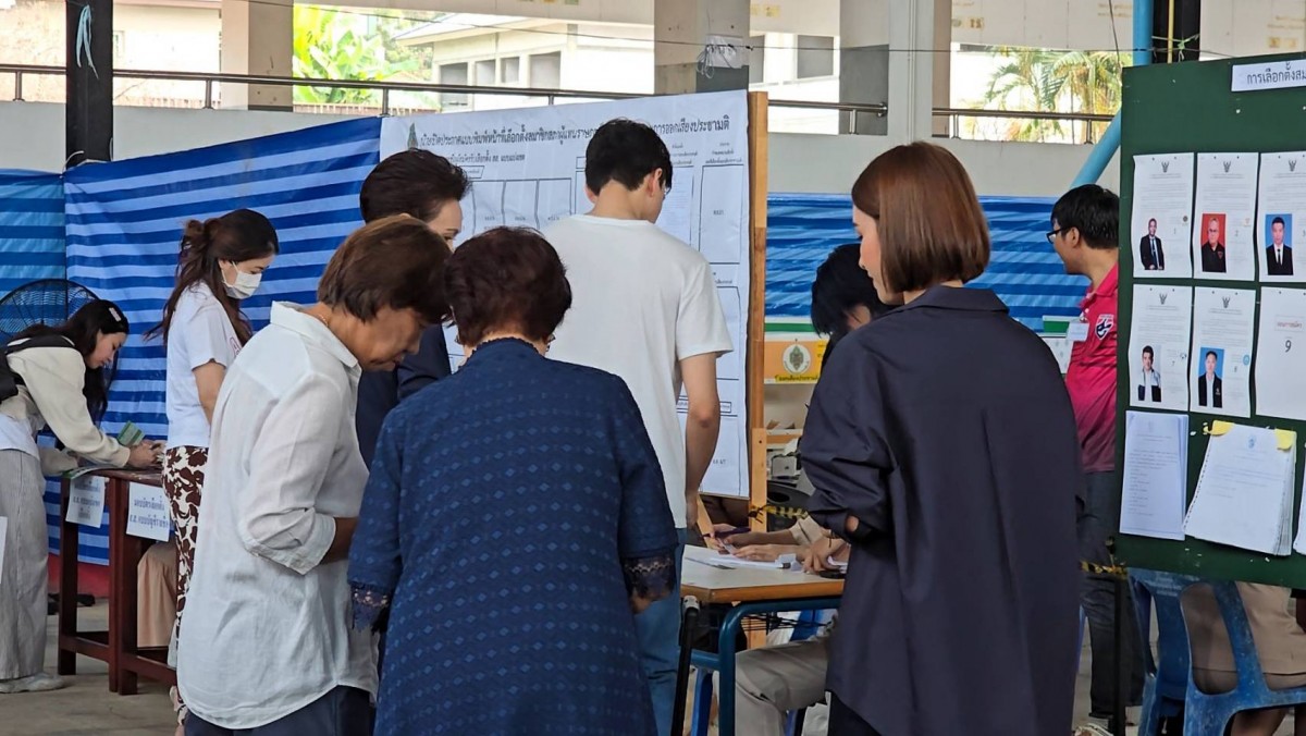 นนทบุรี ศุภจี สุธรรมพันธุ์ พาครอบครัวเข้าคูหา ใช้สิทธิ์เลือกตั้ง 69 ย้ำทุกเสียงมีความหมาย พร้อมเชิญชวนประชาชนออกมาใช้สิทธิ์