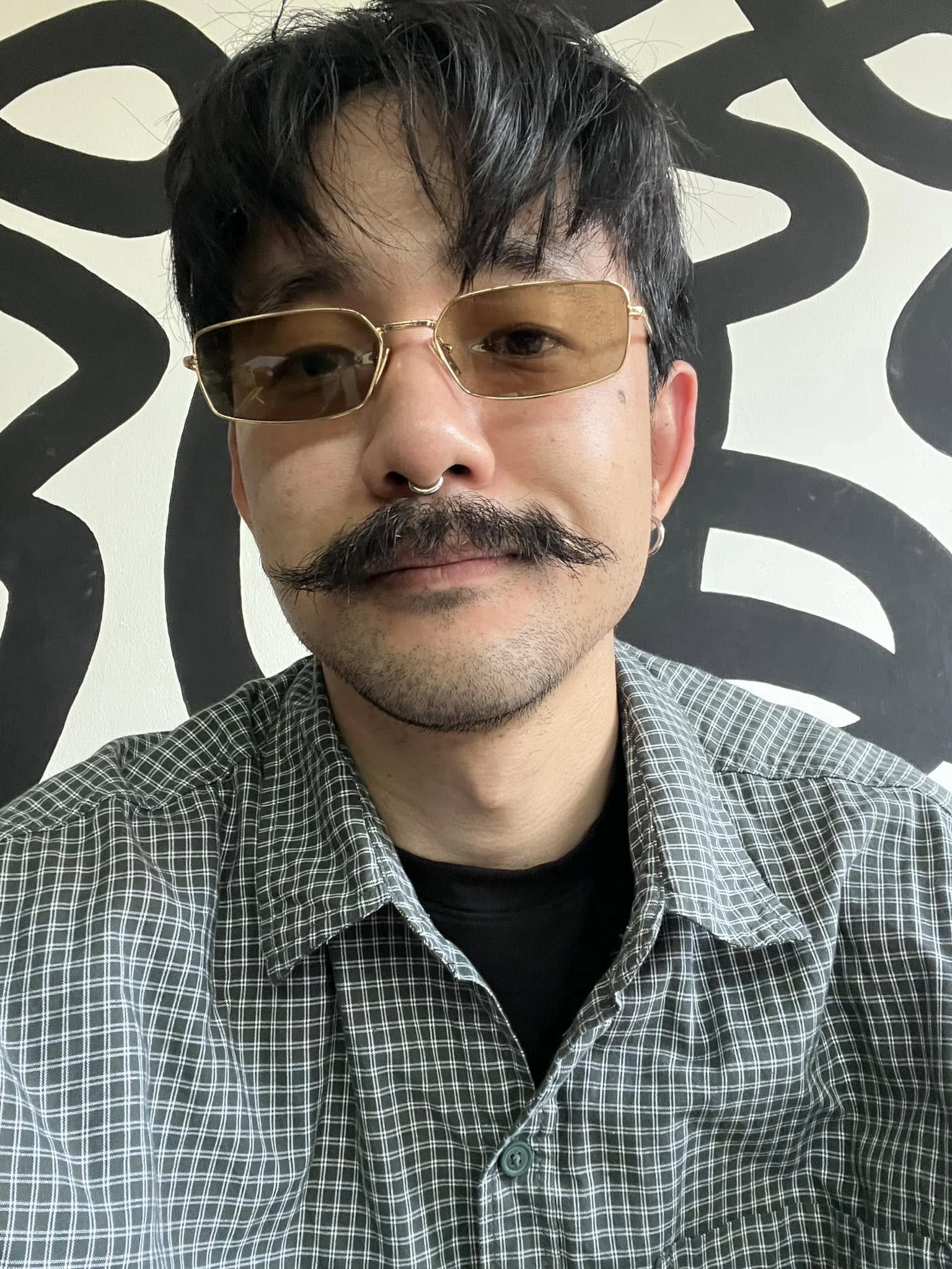 จ๋าย ไททศมิตร