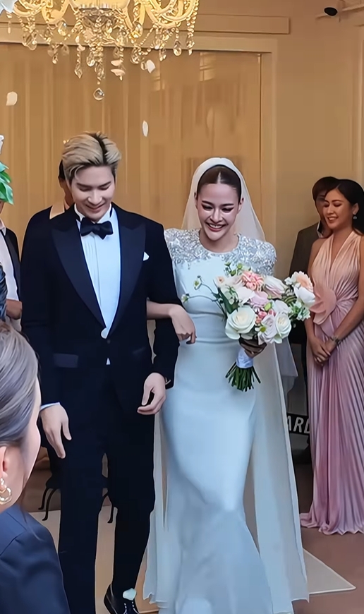 ปุ๊กลุก ไมค์