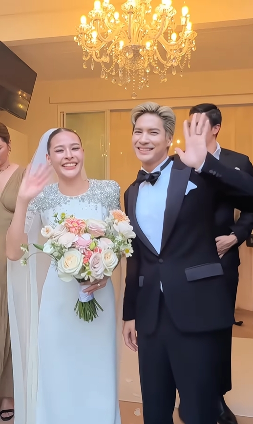 ปุ๊กลุก ไมค์