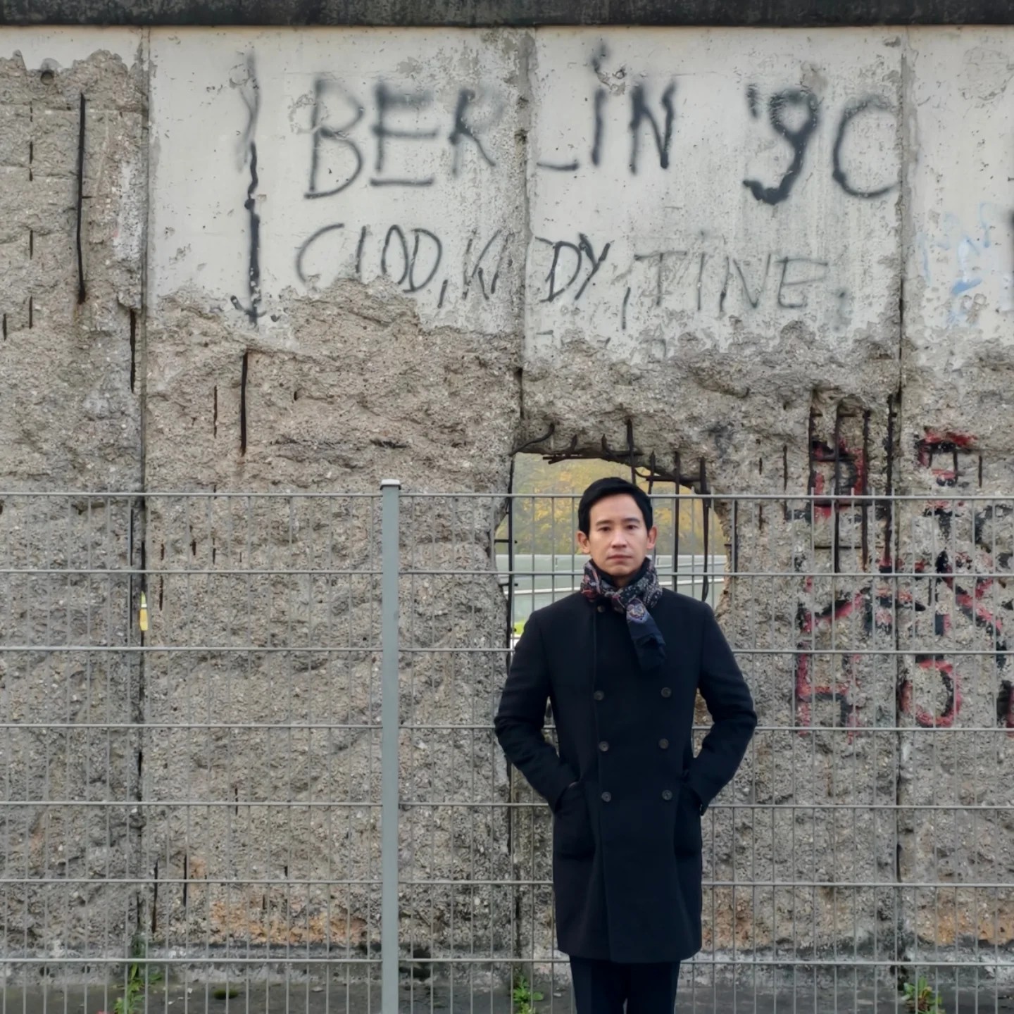 ทิม พิธา