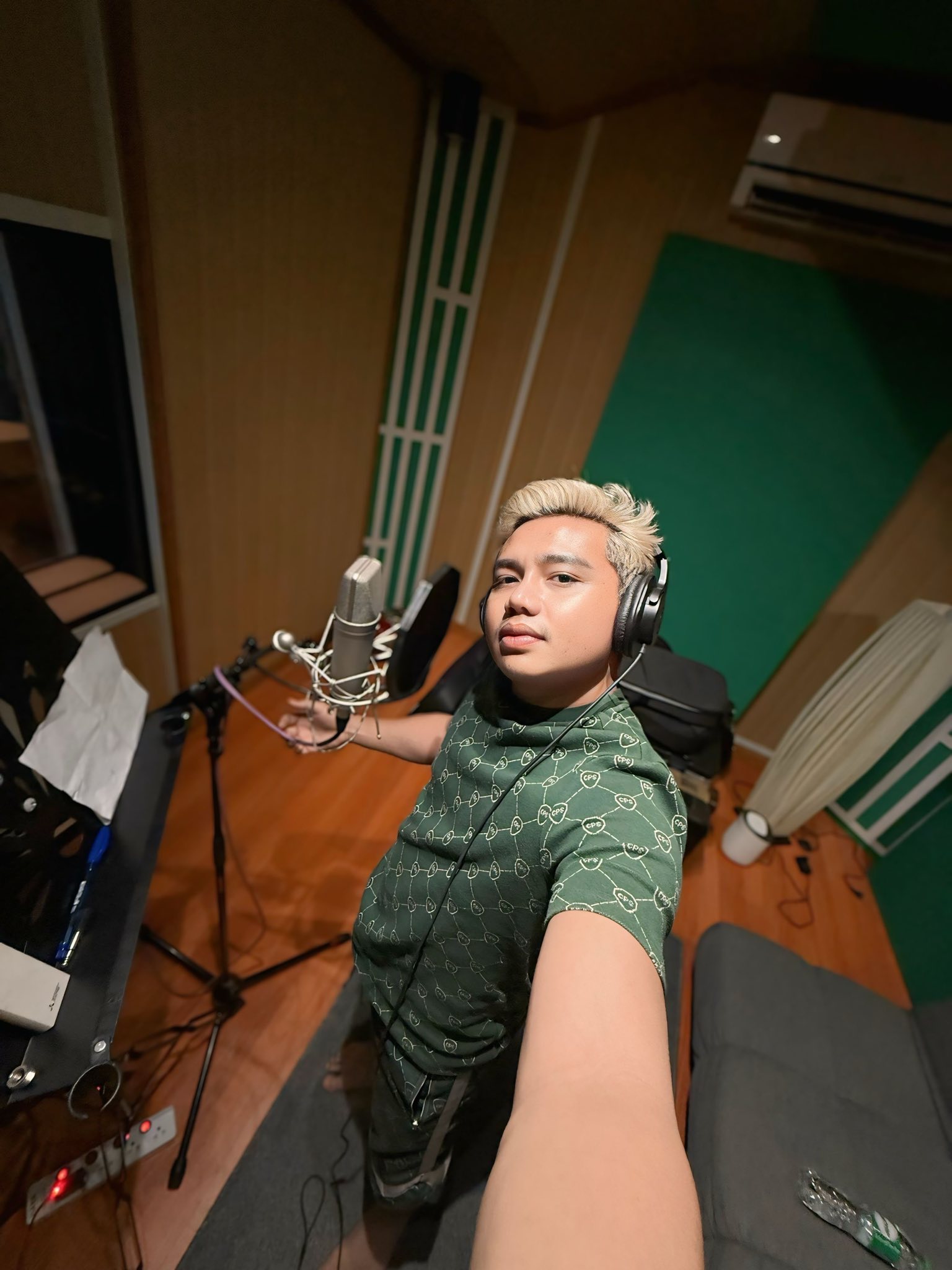 ครูไพบูลย์ แสงเดือน