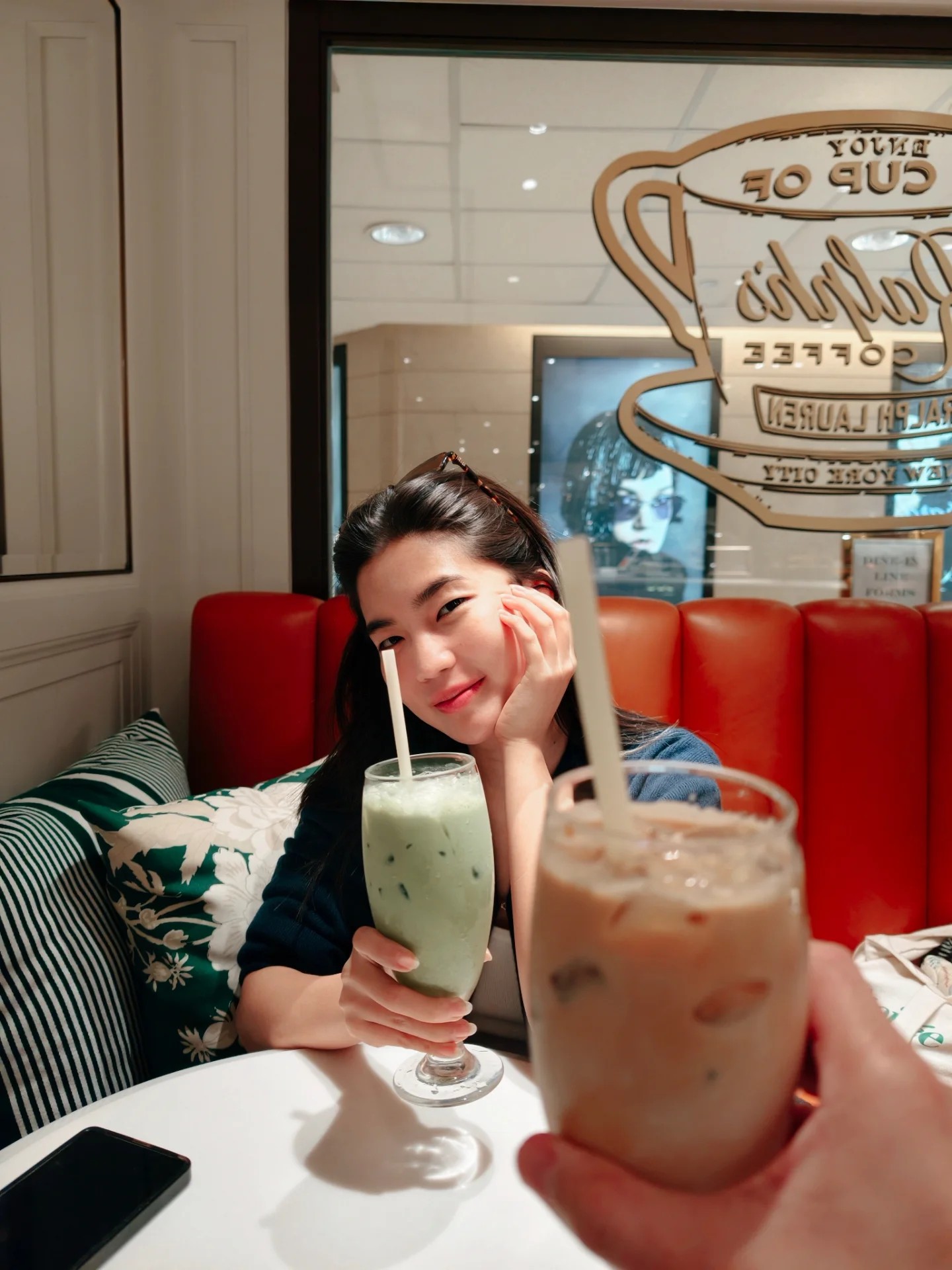 ก้อย อรัชพร