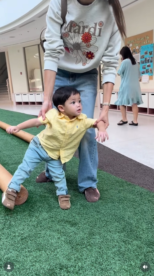 แจ็ค ใบหม่อน