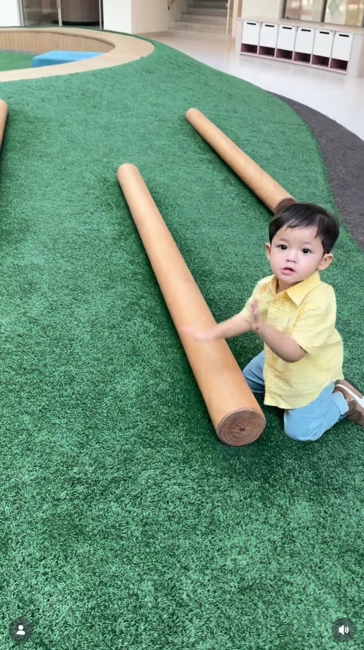 แจ็ค ใบหม่อน