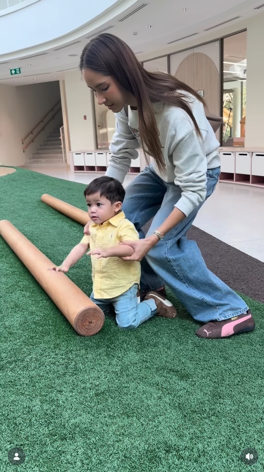 แจ็ค ใบหม่อน