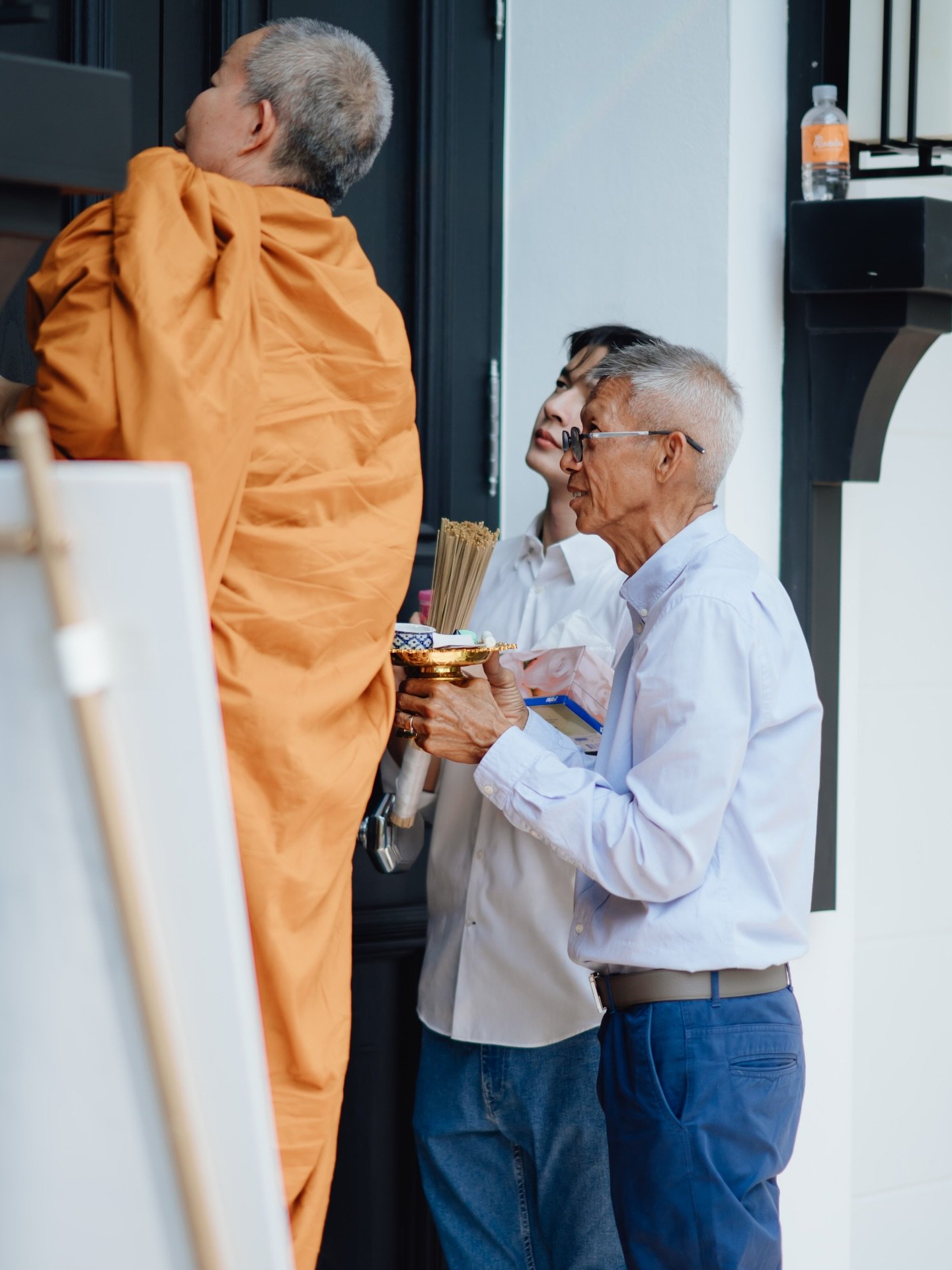 เพื่อน คณิน