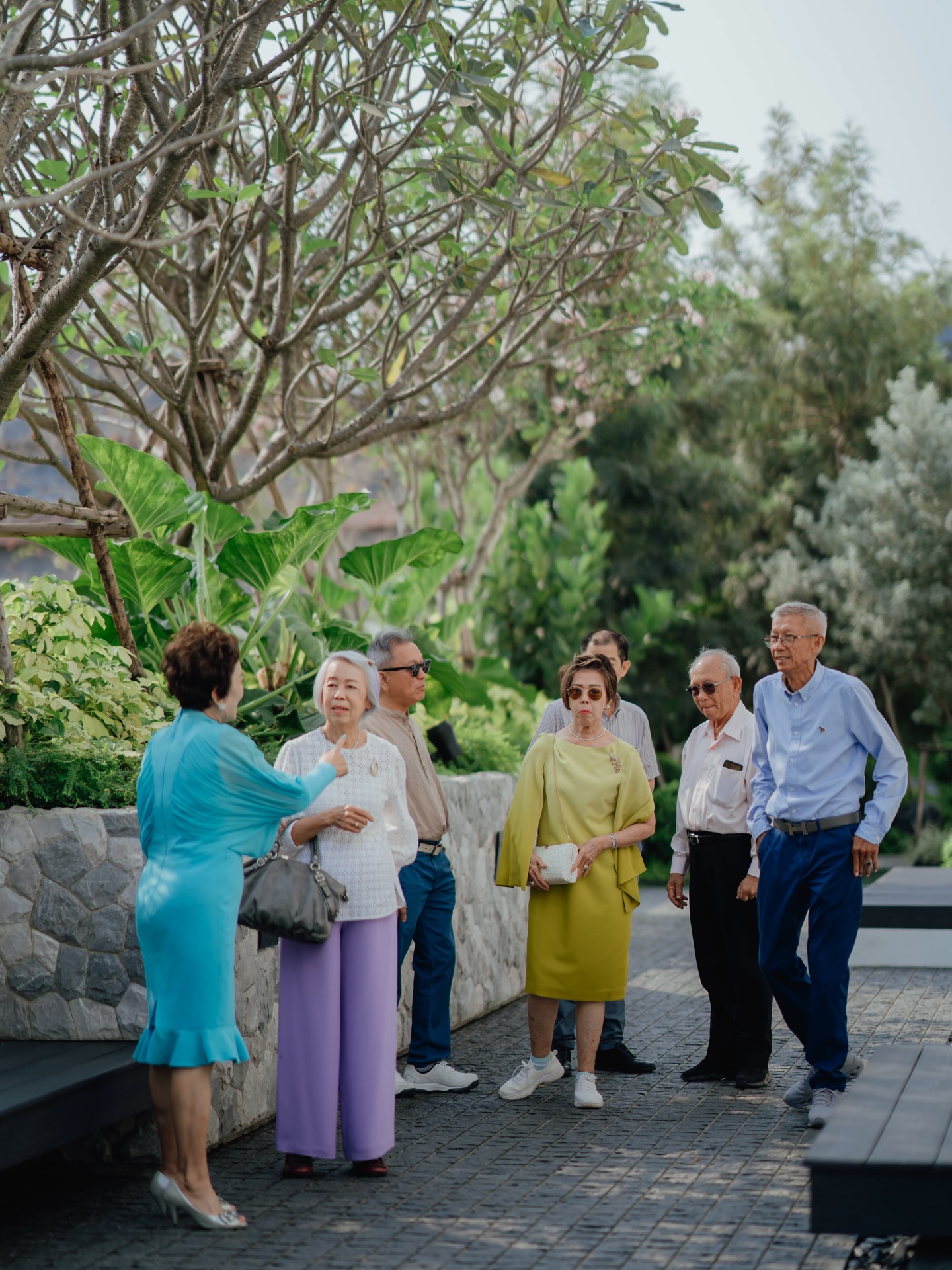 เพื่อน คณิน