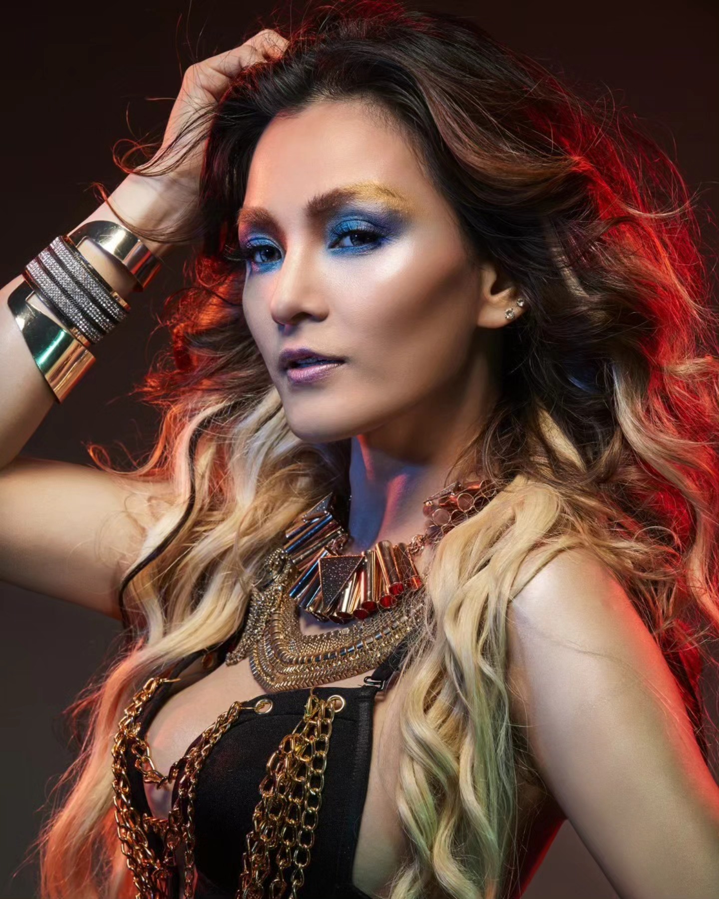 แคนดี้ รากแก่น