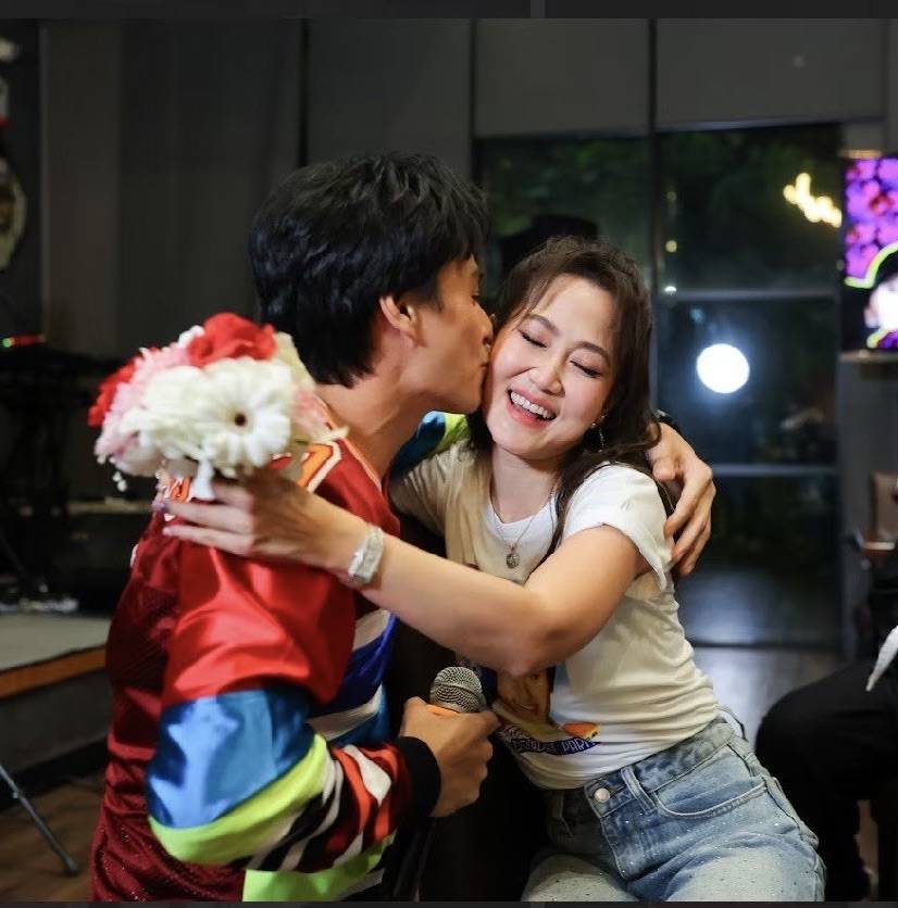 นาวิน ต้าร์ - ไฮโซน้ำหวาน