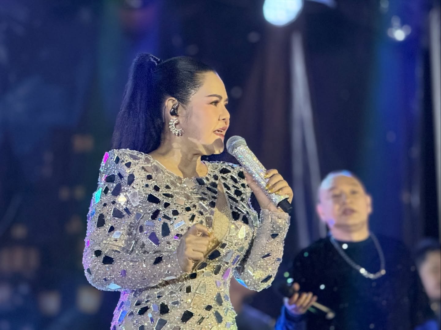 ฮาย อาภาพร