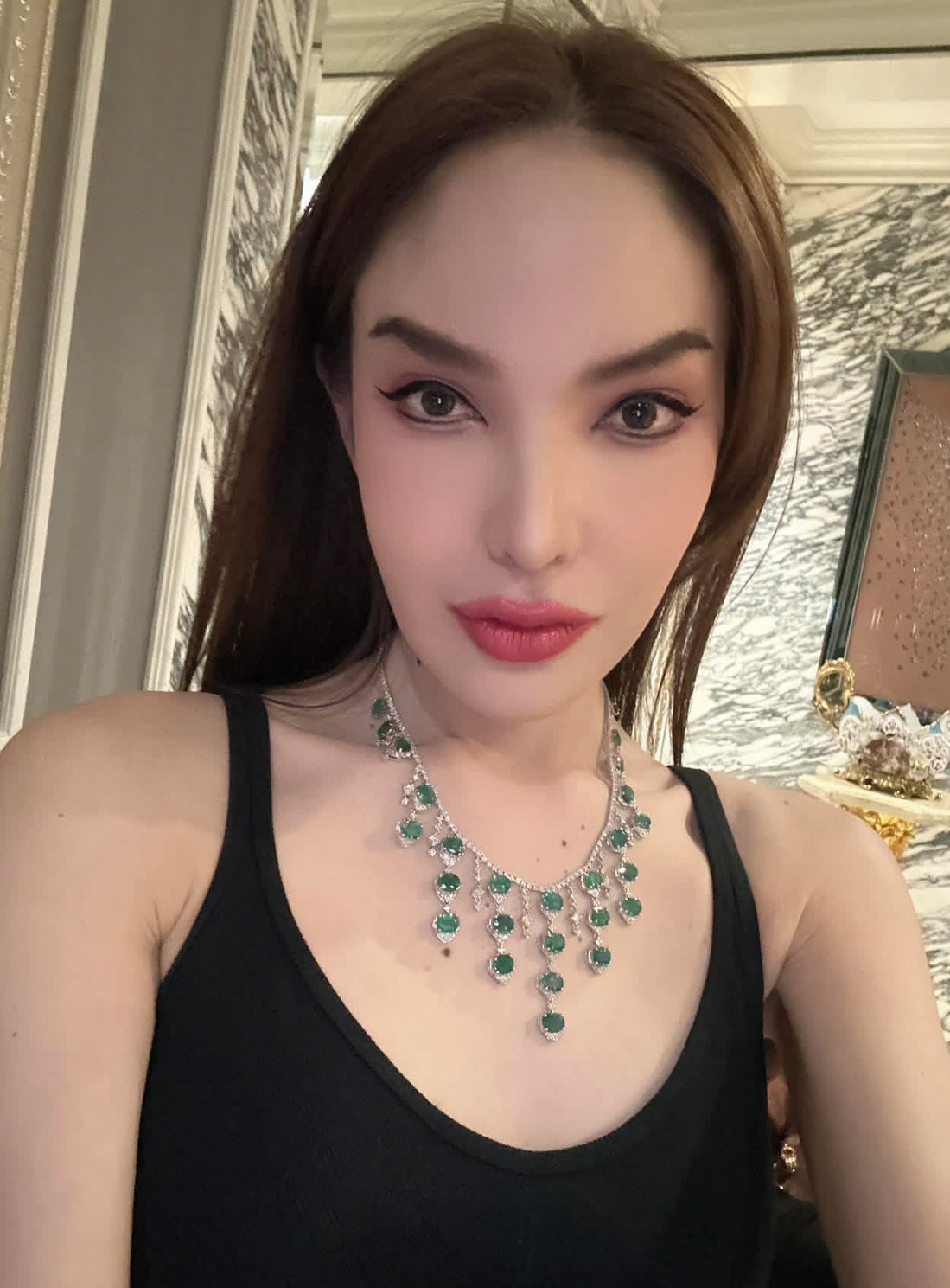 “เอมมี่ รัชฎา” รักหวานสาวหล่อ ปิก้า สร้างชีวิตใหม่บนที่ดิน 17 ไร่