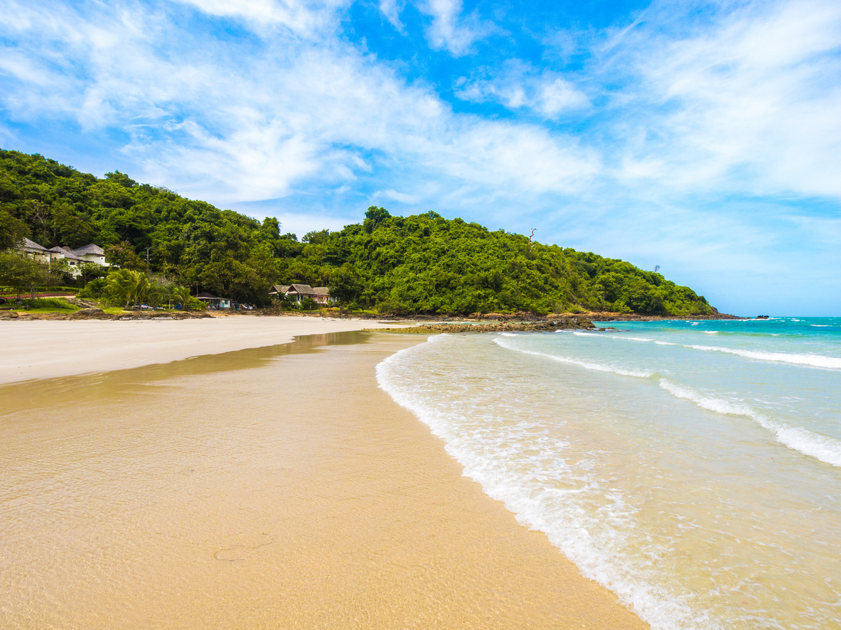 จังหวัดที่มีชายฝั่งทะเลยาวที่สุดในประเทศไทย