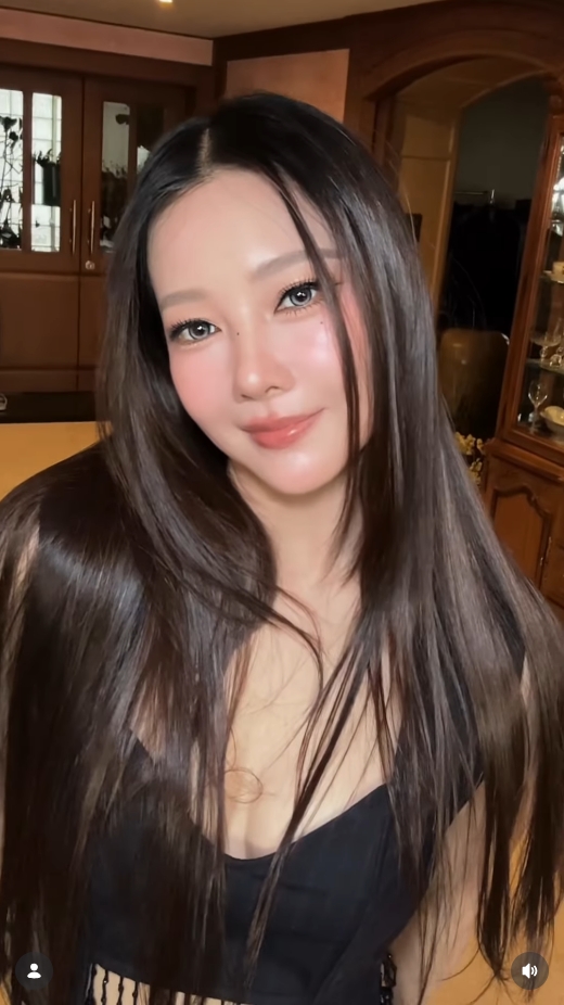 นุ่น วรนุช