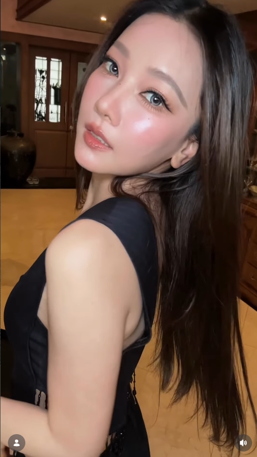 นุ่น วรนุช