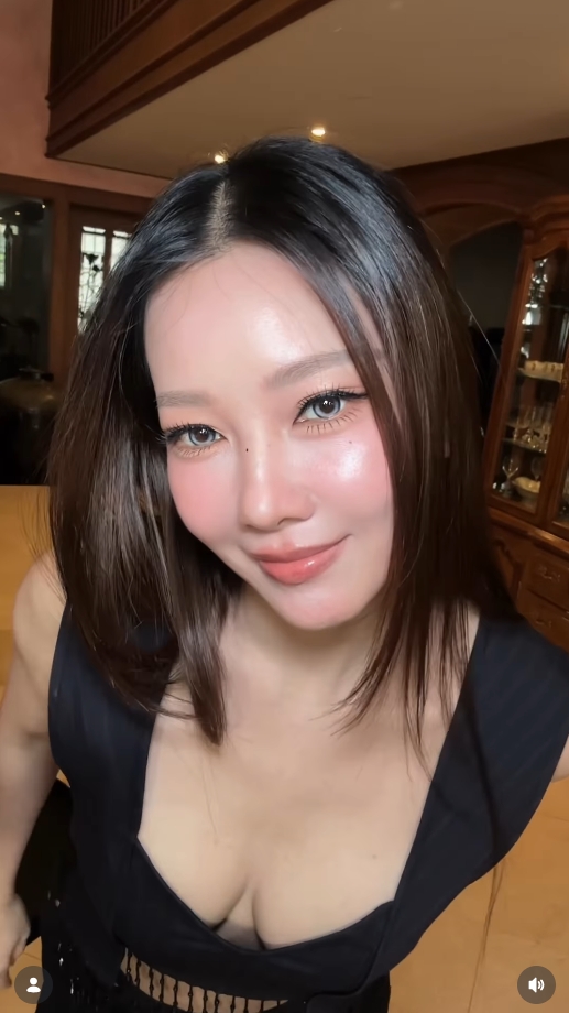 นุ่น วรนุช