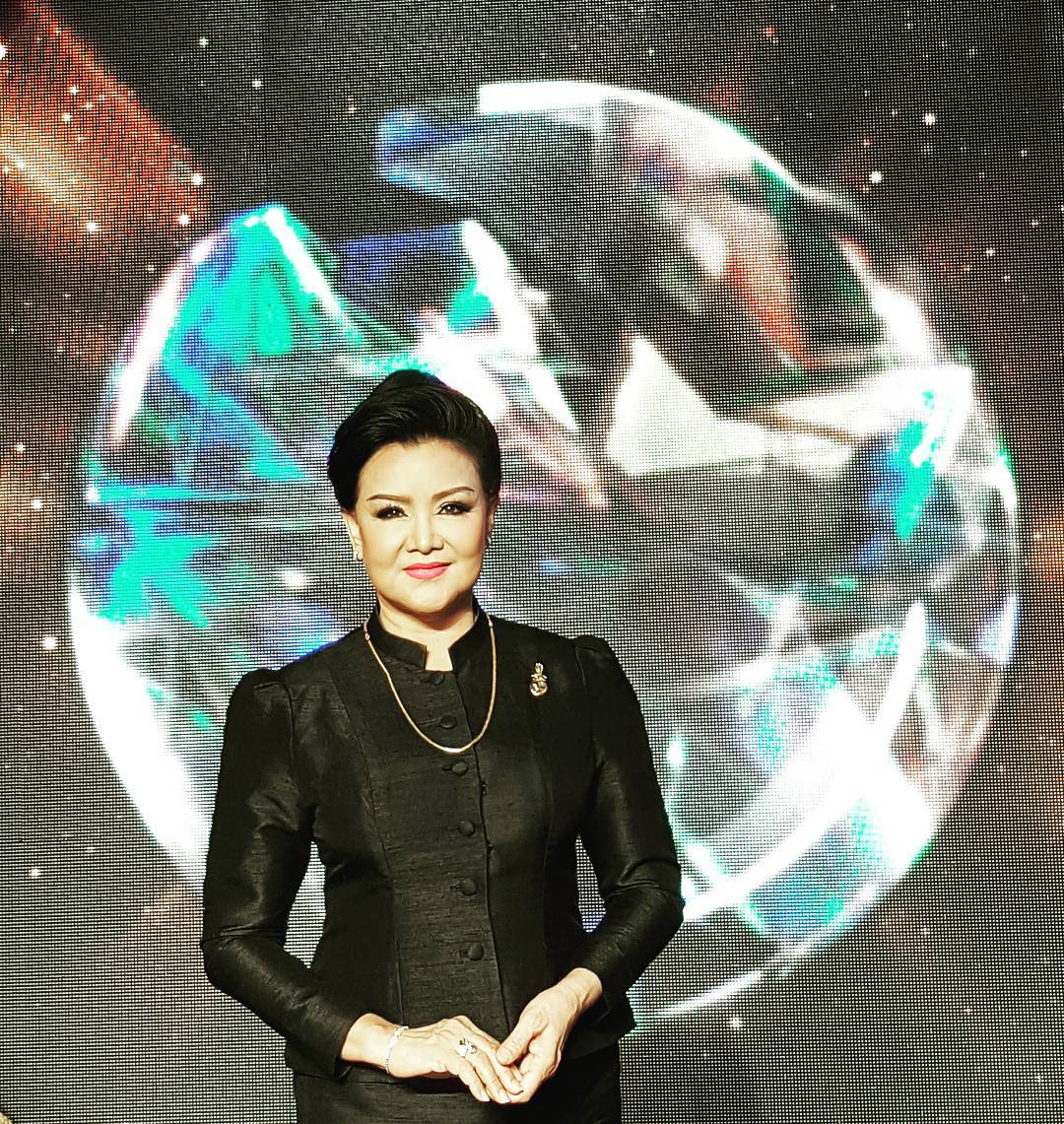 บานเย็น รากแก่น